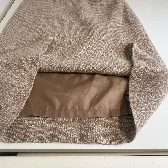 Vintage 80’sBrown Knit Sweater/ Skirt set in a Large Silver Springs - Picture 7 of 12